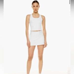 TNAslick court skirt